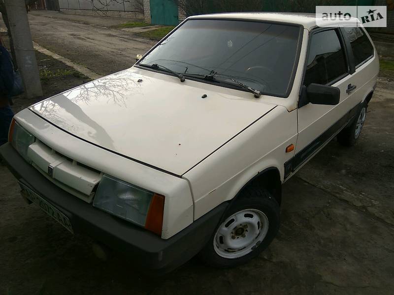 Хэтчбек ВАЗ / Lada 2108 1990 в Запорожье