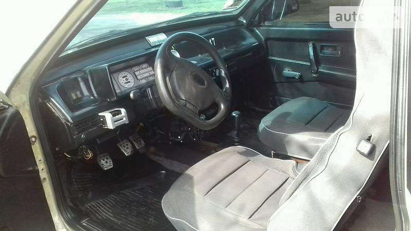 Хетчбек ВАЗ / Lada 2108 1987 в Краснокутську