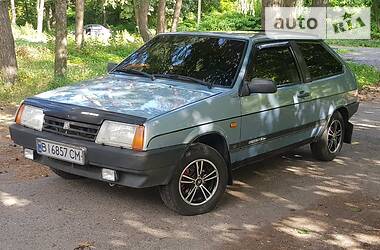 Хэтчбек ВАЗ / Lada 2108 2001 в Гребенке