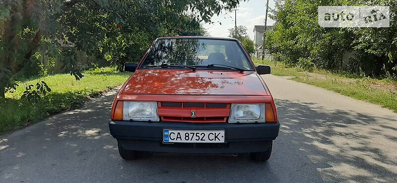 Хетчбек ВАЗ / Lada 2108 1992 в Броварах