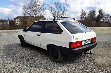 Хэтчбек ВАЗ / Lada 2108 1992 в Городенке