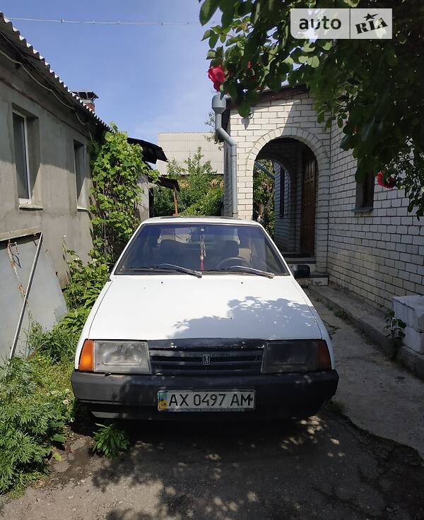 Хэтчбек ВАЗ / Lada 2108 1988 в Харькове