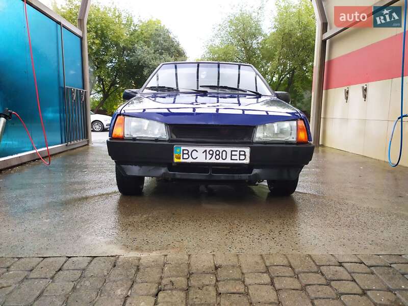 Хэтчбек ВАЗ / Lada 2108 1995 в Львове фото 7 Хэтчбек ВАЗ / Lada 2108 1995 в Львове