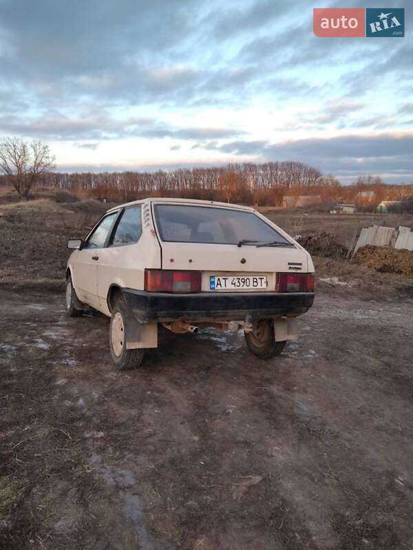 Хетчбек ВАЗ / Lada 2108 1991 в Іллінцях