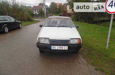 Хэтчбек ВАЗ / Lada 2108 1991 в Львове