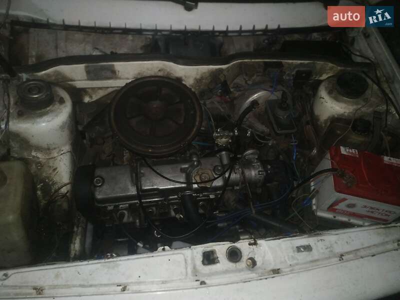 Хэтчбек ВАЗ / Lada 2108 1988 в Овруче