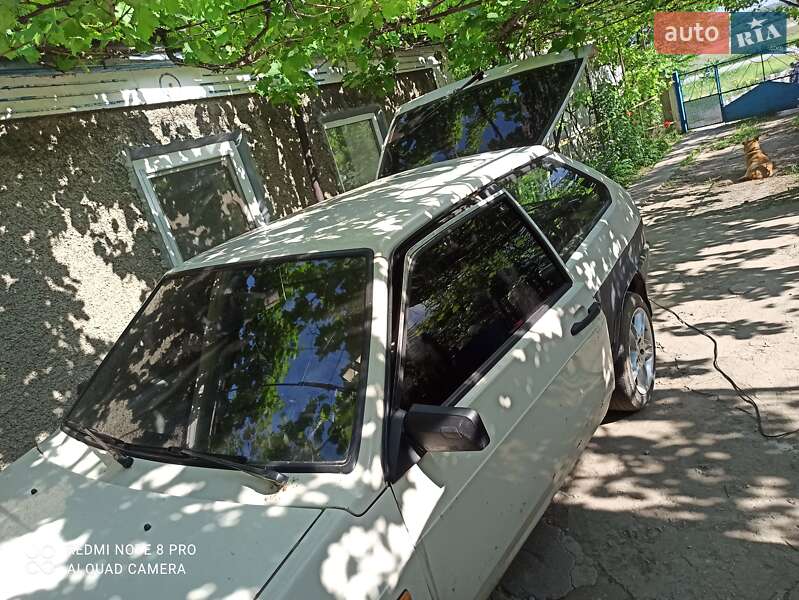 Хэтчбек ВАЗ / Lada 2108 1990 в Покрове