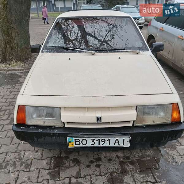 Хэтчбек ВАЗ / Lada 2108 1988 в Хмельницком