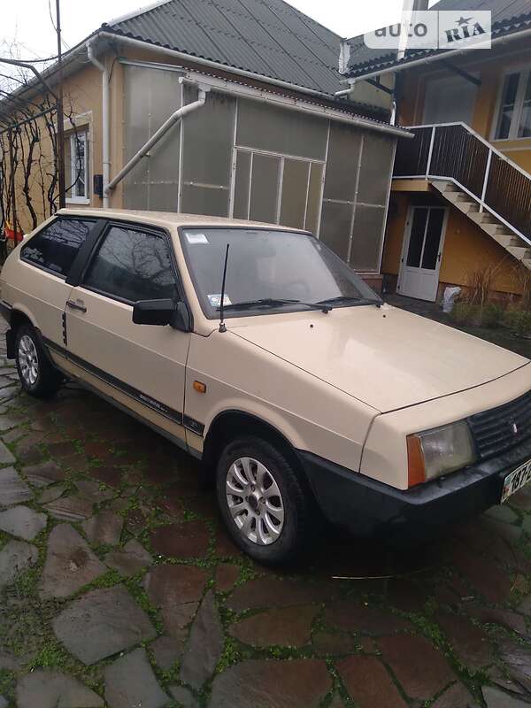 Хэтчбек ВАЗ / Lada 2108 1987 в Мукачево