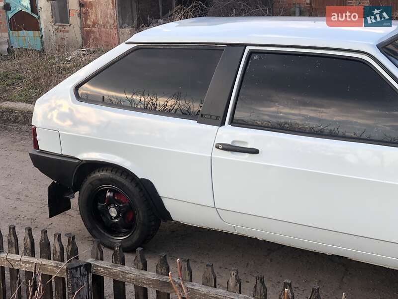 Седан ВАЗ / Lada 2108 1990 в Мерефа