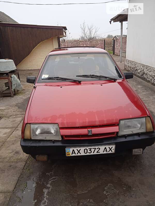 Хэтчбек ВАЗ / Lada 2108 1994 в Змиеве