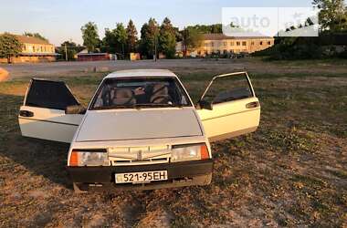 Хэтчбек ВАЗ / Lada 2108 1987 в Новой Ушице
