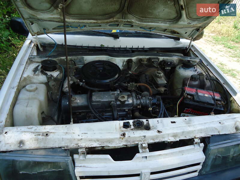 Хэтчбек ВАЗ / Lada 2108 1992 в Умани