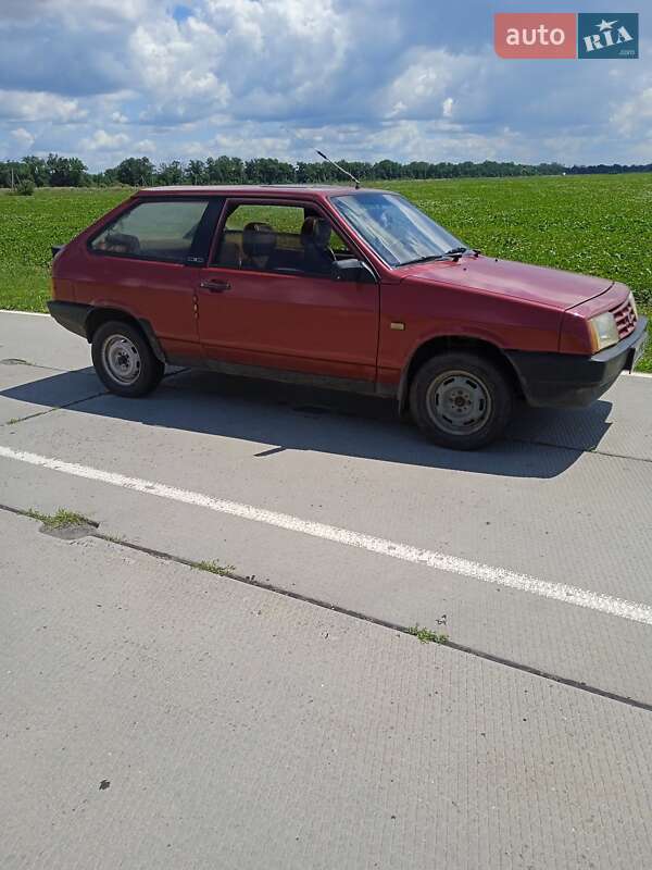 Хэтчбек ВАЗ / Lada 2108 1991 в Переяславе