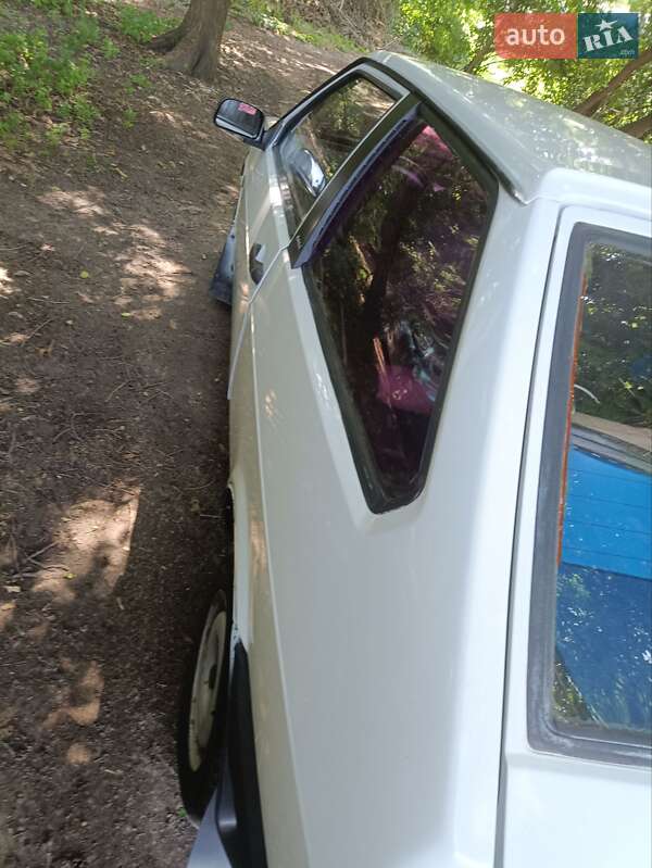 Хэтчбек ВАЗ / Lada 2108 1987 в Березане