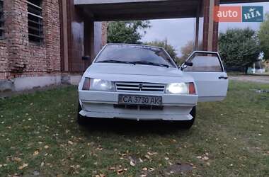 Хетчбек ВАЗ / Lada 2108 1988 в Чорнобаї