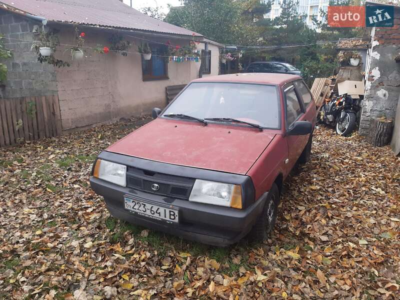 Хэтчбек ВАЗ / Lada 2108 1988 в Львове