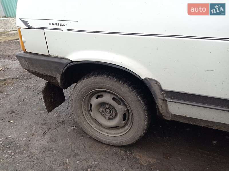 Хэтчбек ВАЗ / Lada 2108 1995 в Гадяче фото 7 Хэтчбек ВАЗ / Lada 2108 1995 в Гадяче