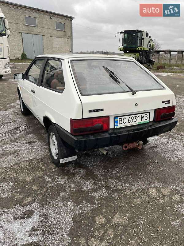 Хэтчбек ВАЗ / Lada 2108 1987 в Львове