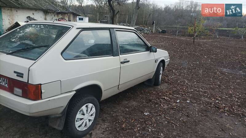 Хэтчбек ВАЗ / Lada 2108 1986 в Катеринополе фото 2 Хэтчбек ВАЗ / Lada 2108 1986 в Катеринополе