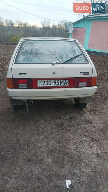Хэтчбек ВАЗ / Lada 2108 1986 в Катеринополе фото 9 Хэтчбек ВАЗ / Lada 2108 1986 в Катеринополе