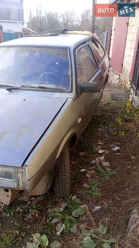 Хетчбек ВАЗ / Lada 2108 1994 в Жмеринці фото 2 Хетчбек ВАЗ / Lada 2108 1994 в Жмеринці