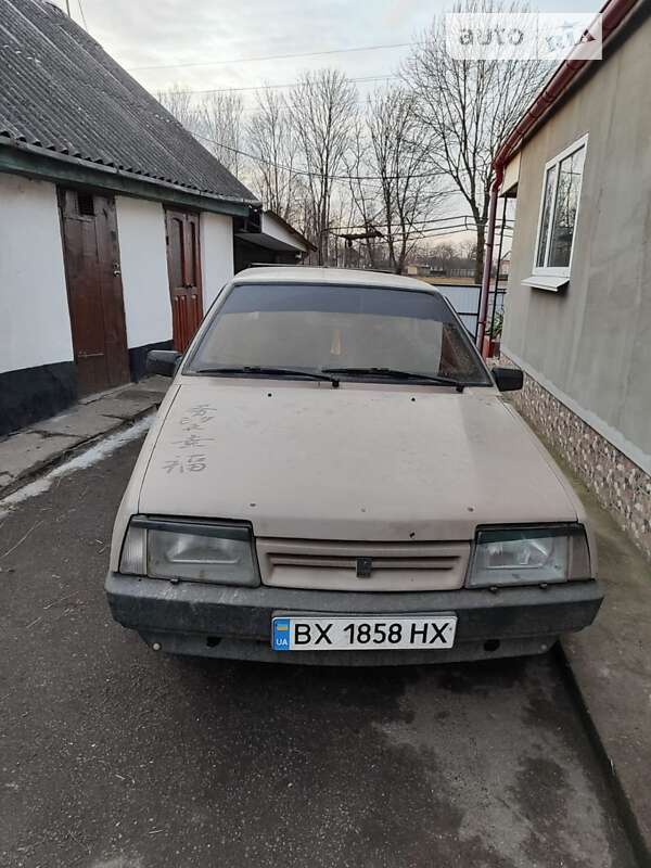 Хэтчбек ВАЗ / Lada 2108 1995 в Хмельницком