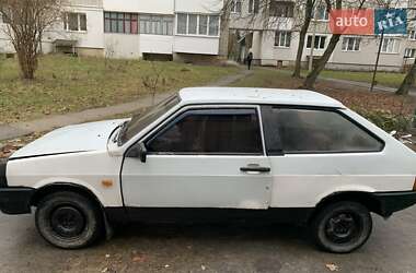 Хэтчбек ВАЗ / Lada 2108 1987 в Новояворовске