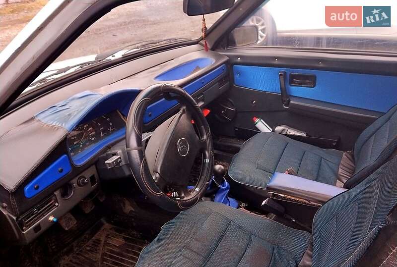 Хэтчбек ВАЗ / Lada 2108 1988 в Полтаве