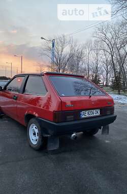 Хэтчбек ВАЗ / Lada 2108 1990 в Каменском