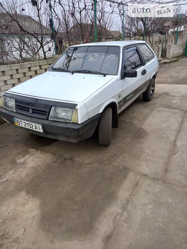 Хетчбек ВАЗ / Lada 2108 1992 в Миколаєві