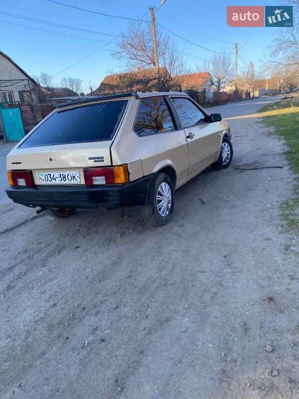 Хетчбек ВАЗ / Lada 2108 1985 в Одесі