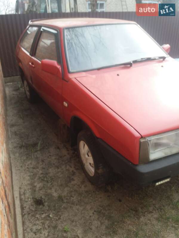Хэтчбек ВАЗ / Lada 2108 1995 в Киверцах