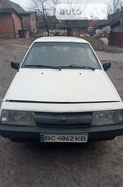 Хэтчбек ВАЗ / Lada 2108 1992 в Сокале