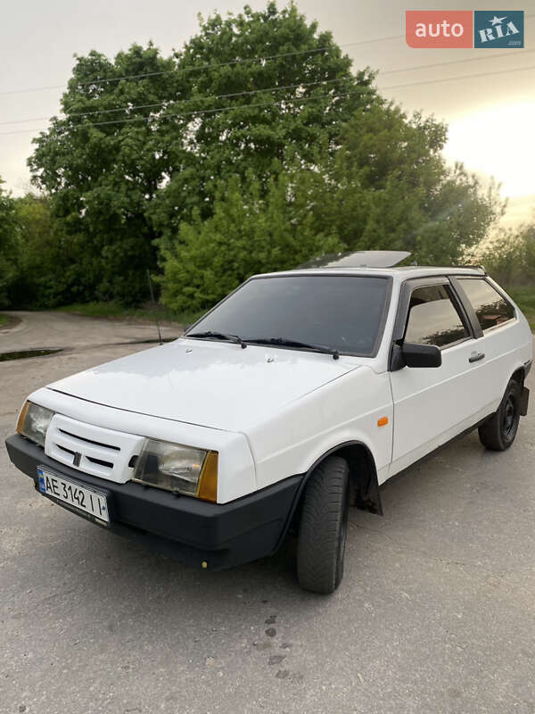 Хэтчбек ВАЗ / Lada 2108 1992 в Александрие