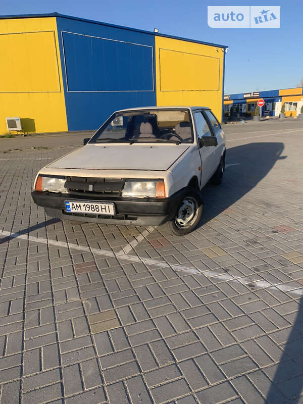 Хэтчбек ВАЗ / Lada 2108 1986 в Житомире