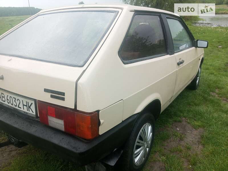 Хэтчбек ВАЗ / Lada 2108 1986 в Калиновке