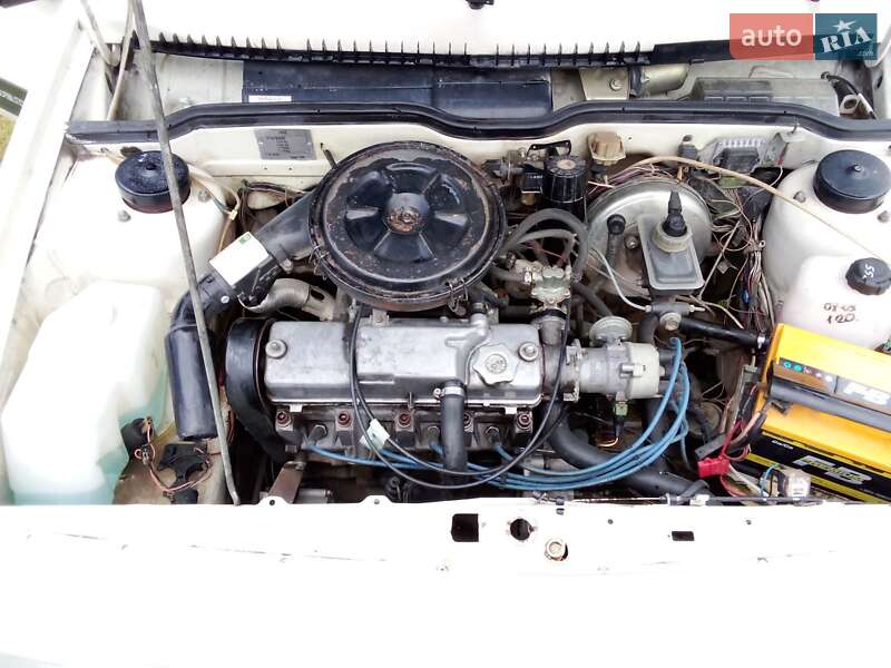 Хэтчбек ВАЗ / Lada 2108 1992 в Львове