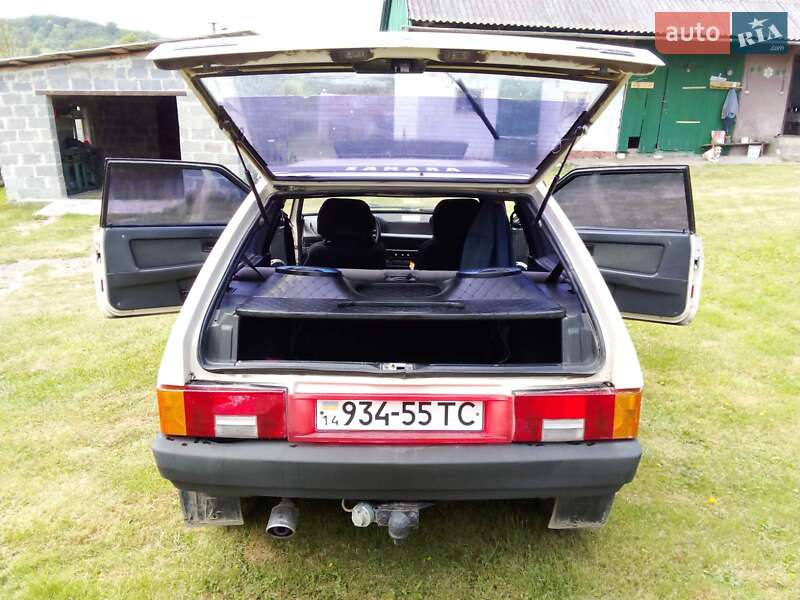 Хэтчбек ВАЗ / Lada 2108 1992 в Львове