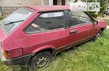 Хэтчбек ВАЗ / Lada 2108 1987 в Самборе