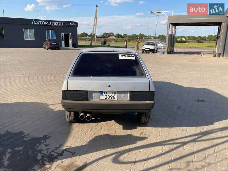 Хэтчбек ВАЗ / Lada 2108 1999 в Снигиревке
