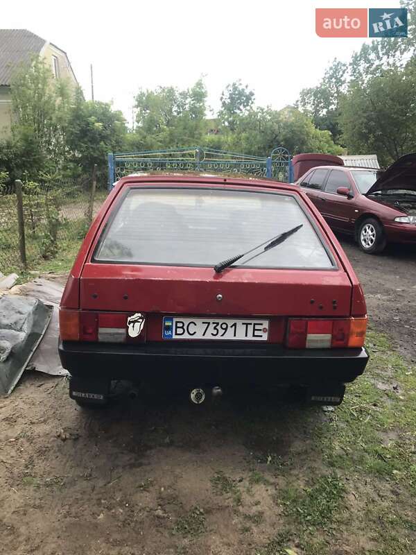Хетчбек ВАЗ / Lada 2108 1995 в Золочеві