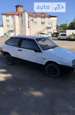 Хэтчбек ВАЗ / Lada 2108 1991 в Черновцах