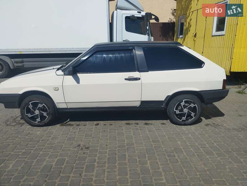 Хэтчбек ВАЗ / Lada 2108 1987 в Первомайске