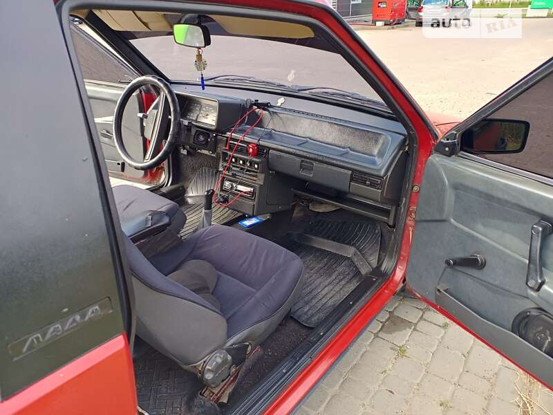 Хэтчбек ВАЗ / Lada 2108 1993 в Дрогобыче