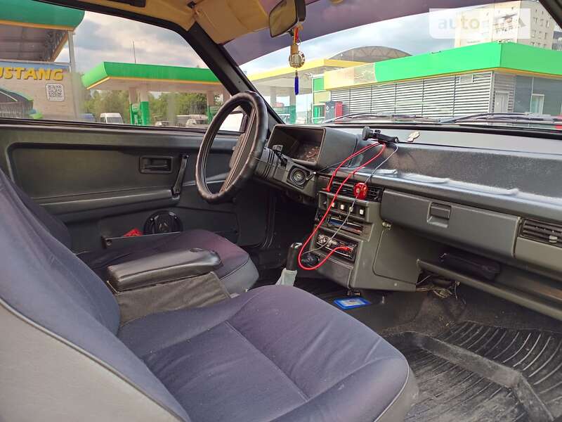 Хэтчбек ВАЗ / Lada 2108 1993 в Дрогобыче