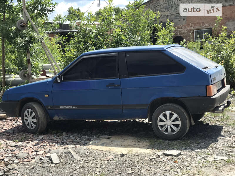 Хэтчбек ВАЗ / Lada 2108 1988 в Коростышеве