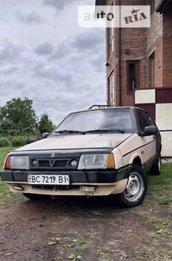 Хэтчбек ВАЗ / Lada 2108 1988 в Городке