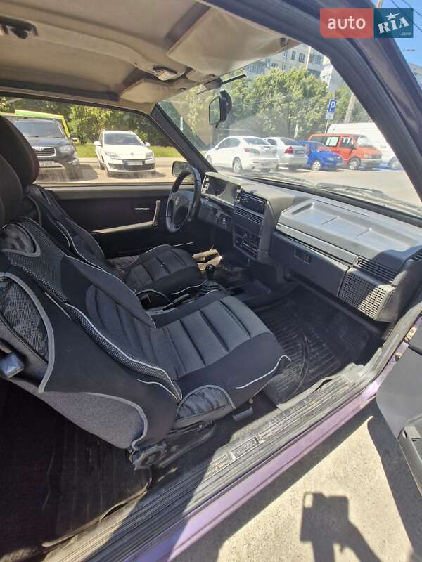 Хэтчбек ВАЗ / Lada 2108 2002 в Львове