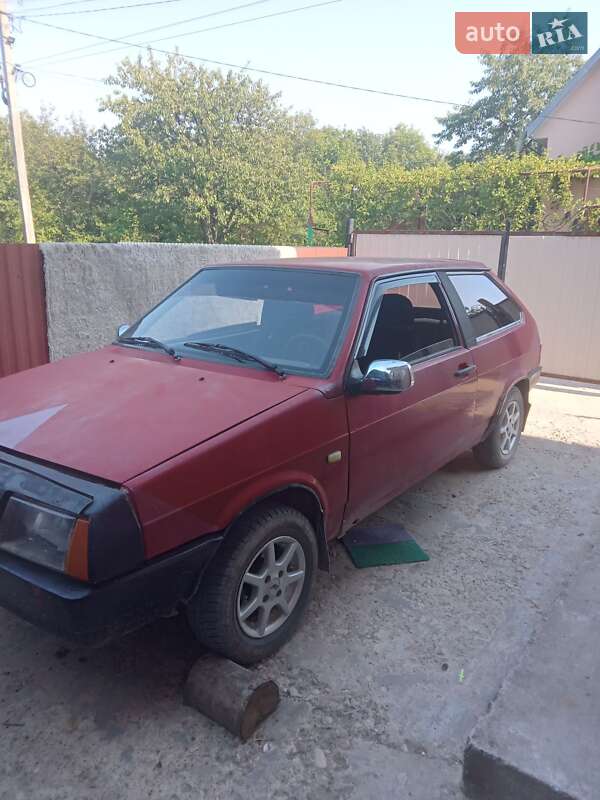 Хэтчбек ВАЗ 2108 1992 в 